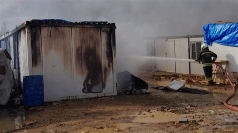 Konya'da inşaat işçilerinin konteynerinde çıkan yangın söndürüldü - Son Dakika Haberleri